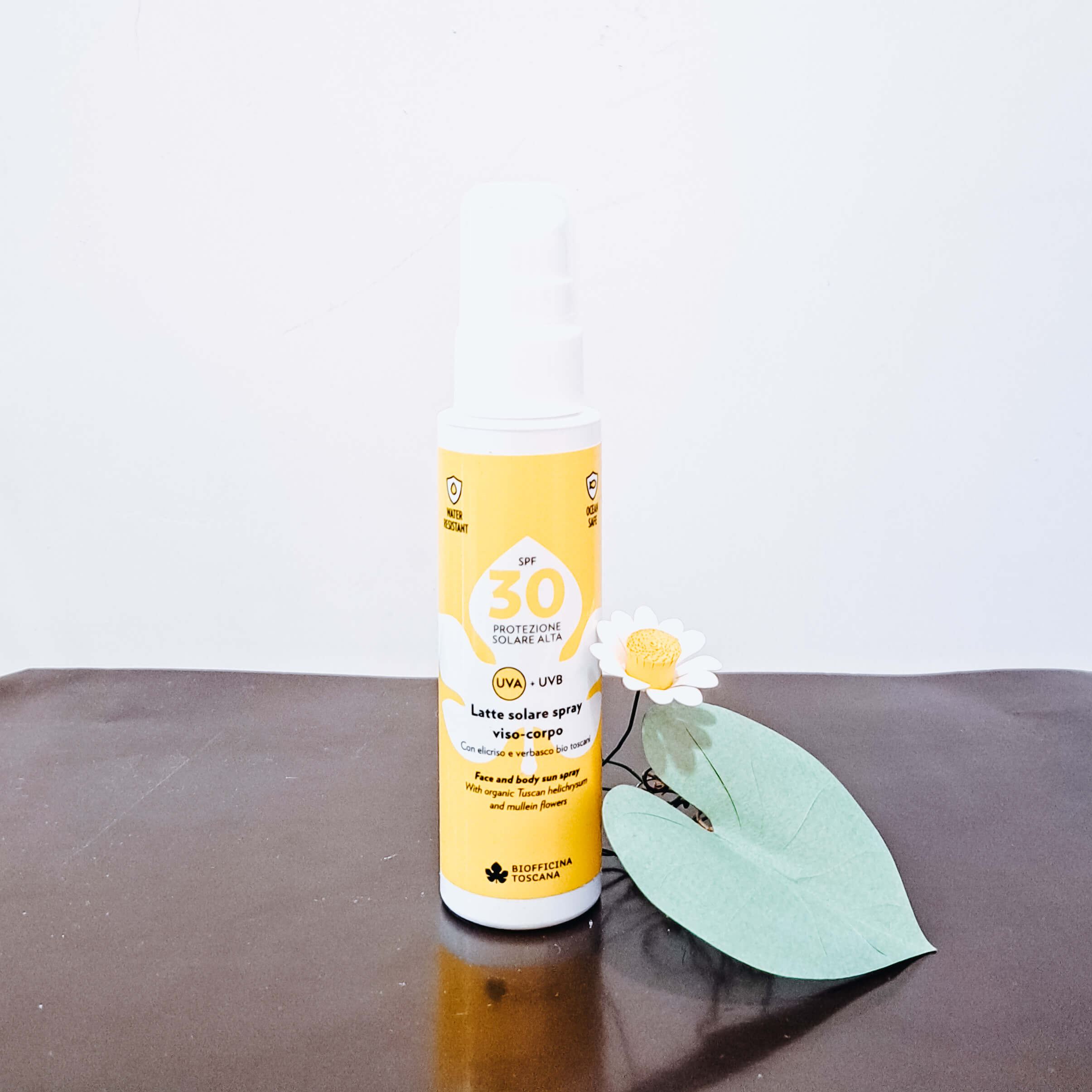 Latte Solare Spray Viso-Corpo SPF 30 di Biofficina Toscana 100 ml
