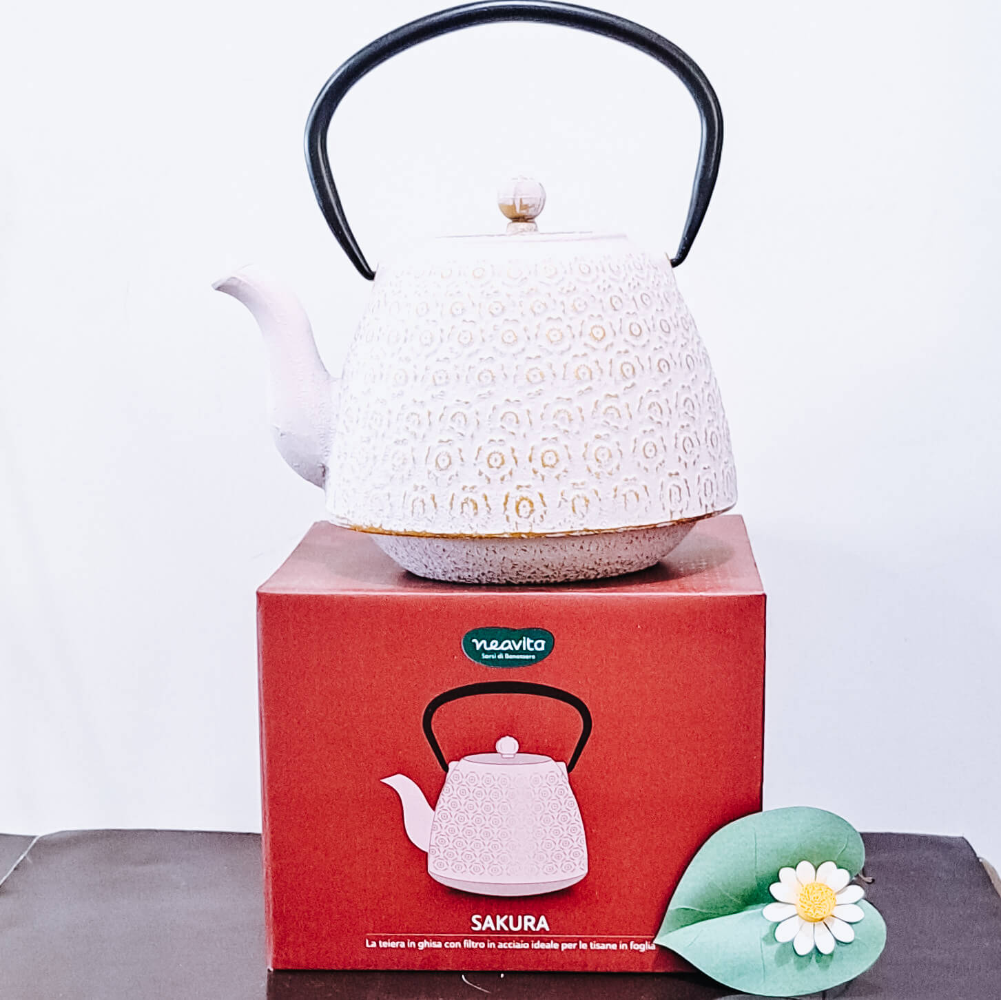Teiera in Ghisa Sakura Rosa di Neavita 1,2 l