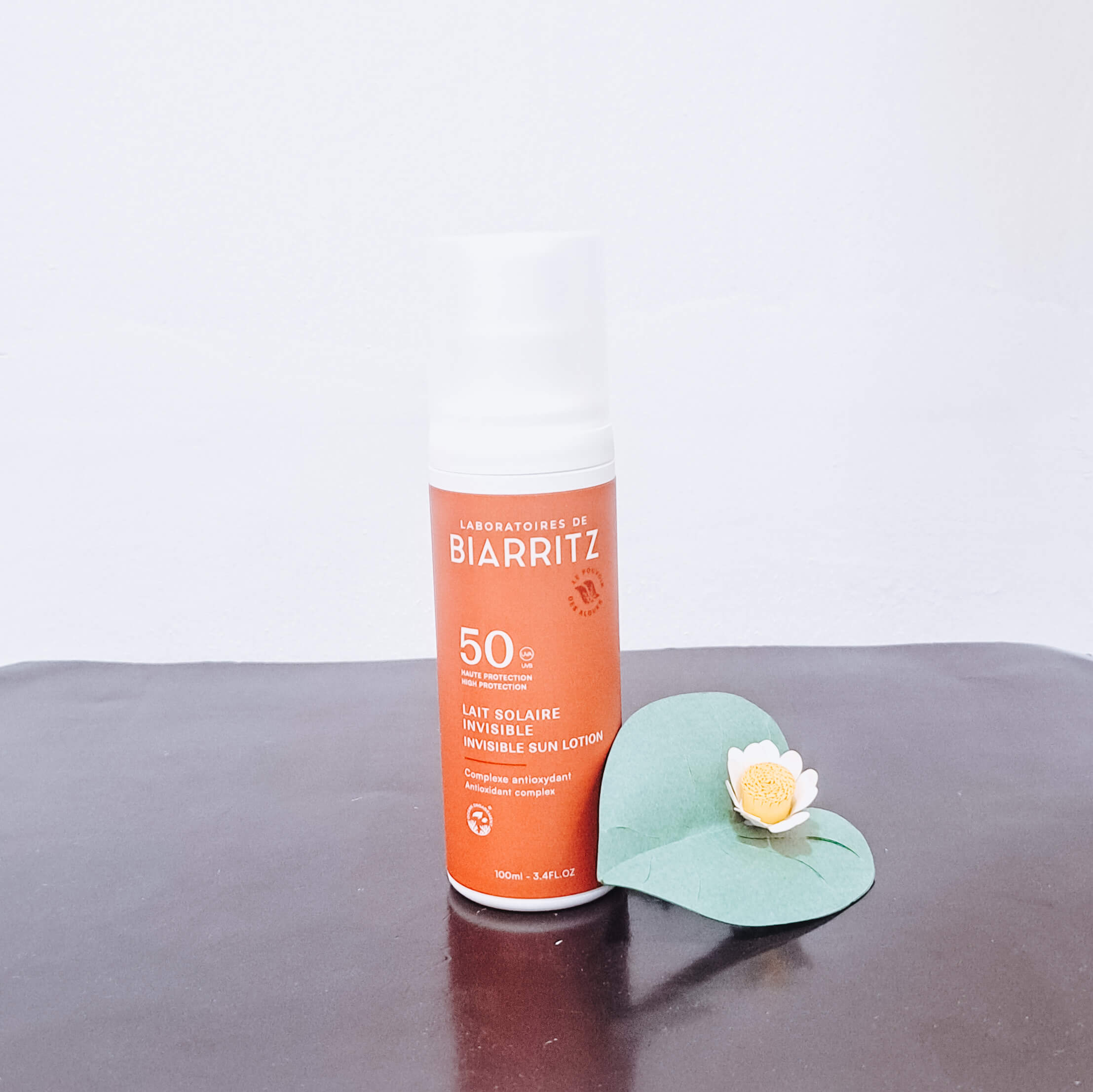 Latte solare Invisibile Viso e Corpo SPF 50 di Laboratoires De Biarritz 100 ml