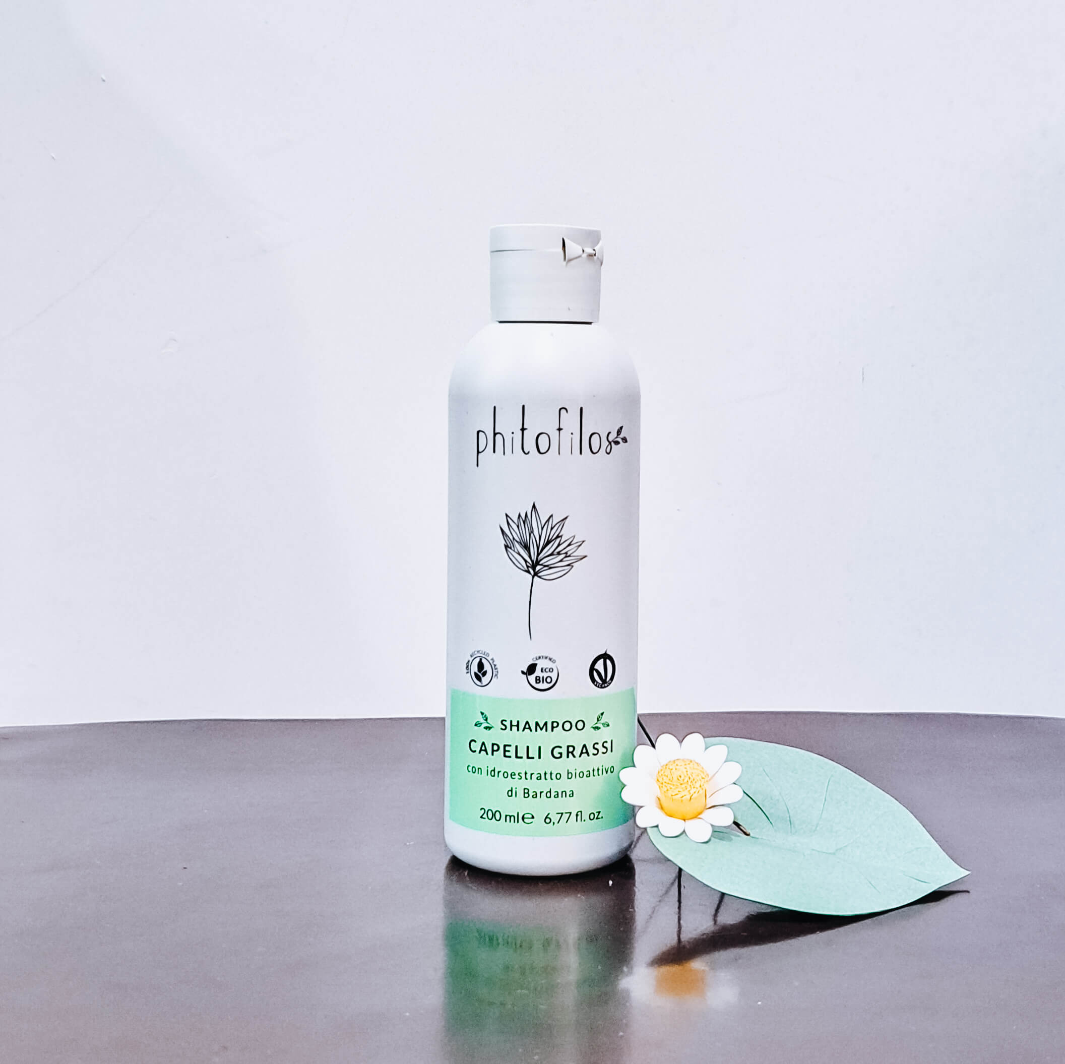 Shampoo per capelli con forfora con Neem di Phitofilos 200 ml