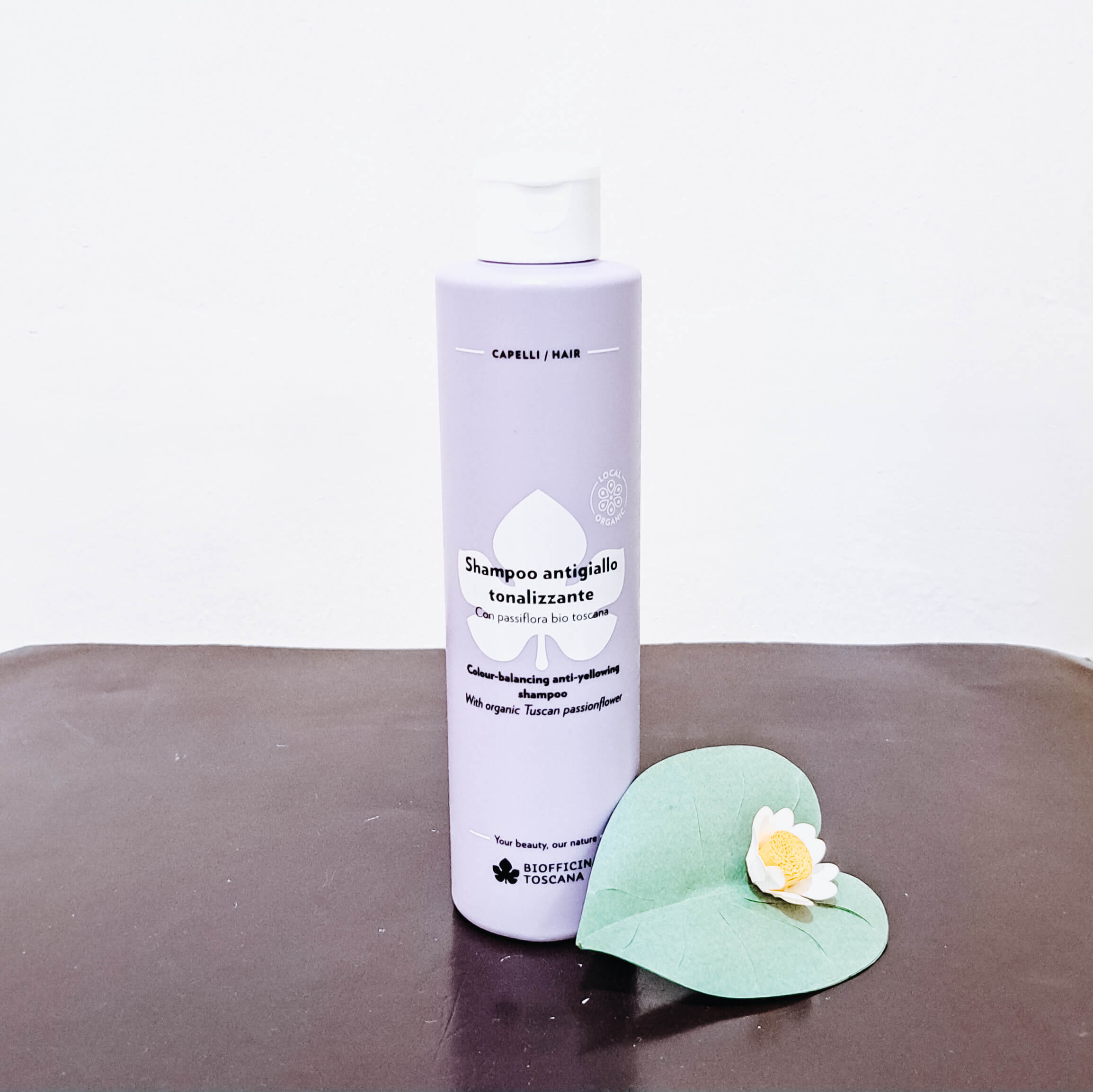 Shampoo Antigiallo Tonalizzante di Biofficina Toscana 200 ml